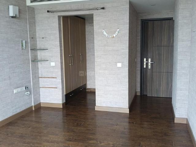 4 BHK Apartment in Sector 93B for rent Noida. The reference number is 19858738