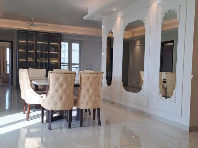 4 BHK Apartment in Sector 93B for rent Noida. The reference number is 20132329