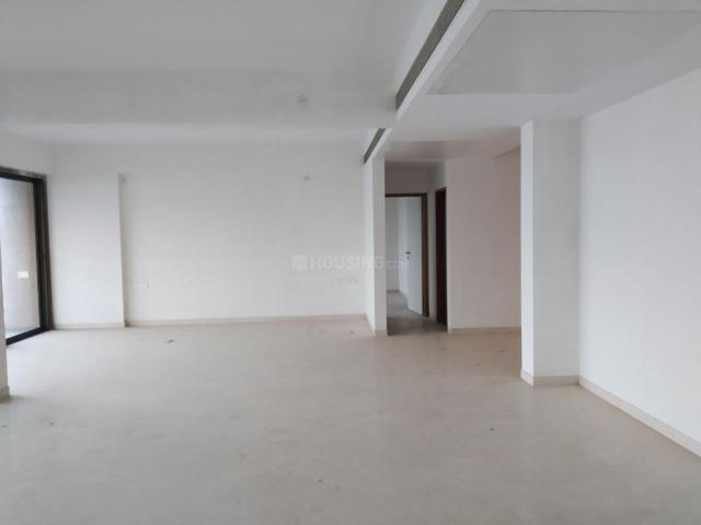 4 BHK Apartment in Shyamal for resale Ahmedabad. The reference number is 19297697
