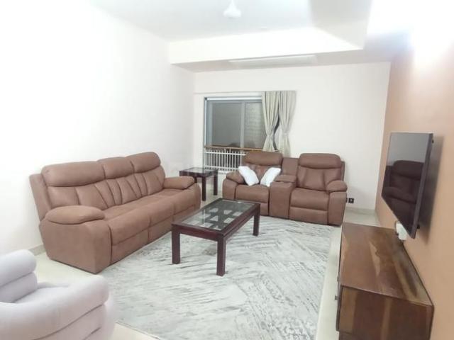 4 BHK Apartment in Shantigram for rent Ahmedabad. The reference number is 19719803