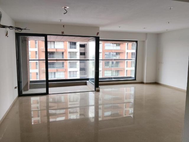 4 BHK Apartment in Shantigram for resale Ahmedabad. The reference number is 20476358