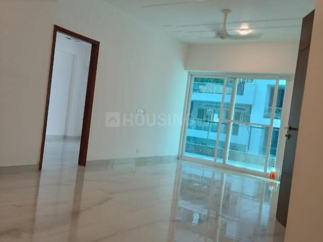 4 BHK Apartment in Shastri Nagar for resale Ghaziabad. The reference number is 19858784