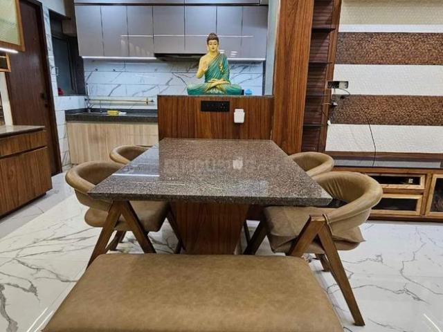 4 BHK Apartment in Shela for rent Ahmedabad. The reference number is 14735157