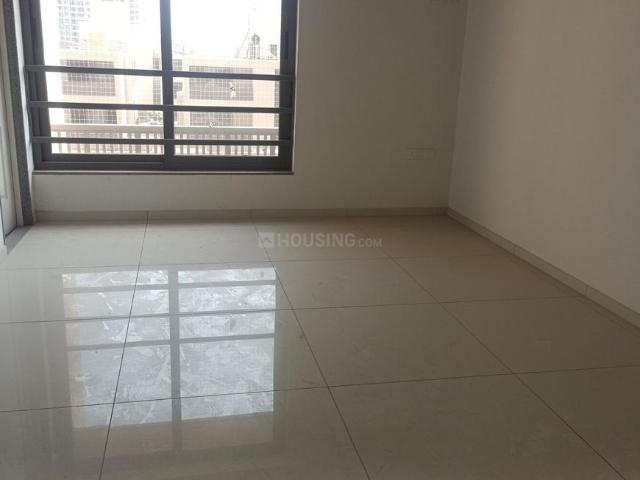 4 BHK Apartment in Shela for rent Ahmedabad. The reference number is 19032764