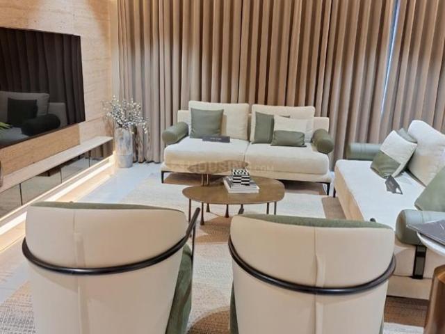 4 BHK Apartment in Shela for rent Ahmedabad. The reference number is 19225645