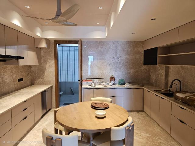 4 BHK Apartment in Shela for rent Ahmedabad. The reference number is 19712706