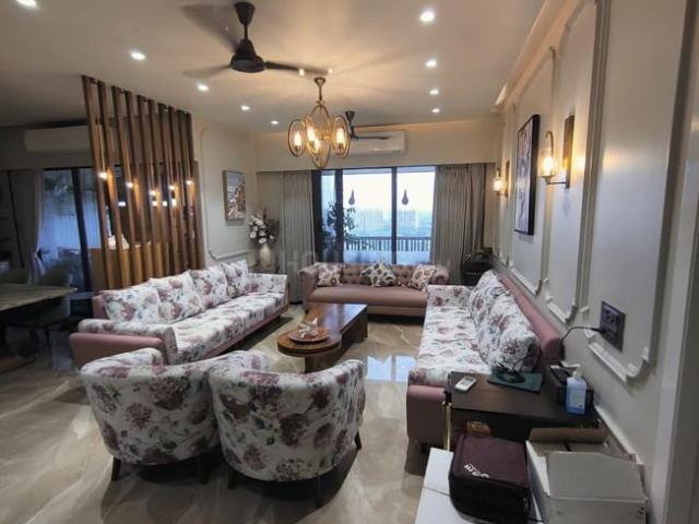 4 BHK Apartment in Shela for rent Ahmedabad. The reference number is 20066422