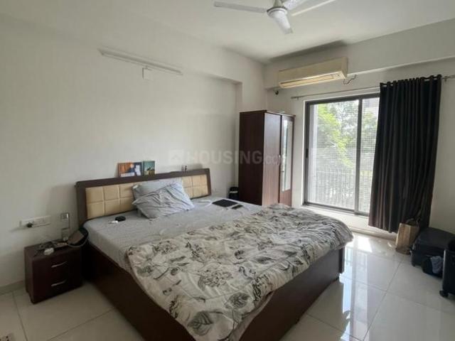 4 BHK Apartment in Shela for rent Ahmedabad. The reference number is 20251846