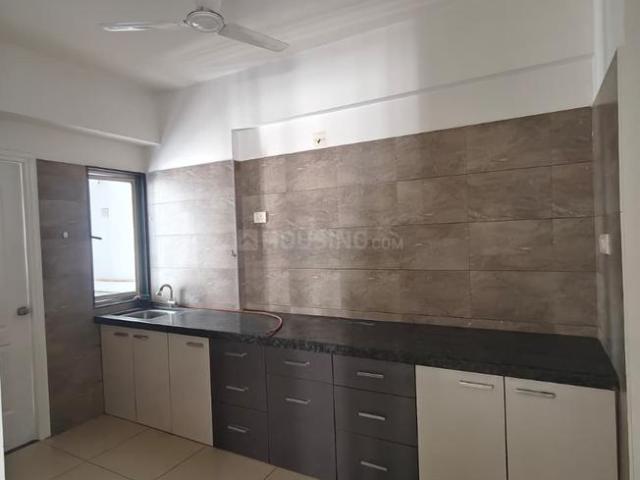 4 BHK Apartment in Shela for rent Ahmedabad. The reference number is 20271670