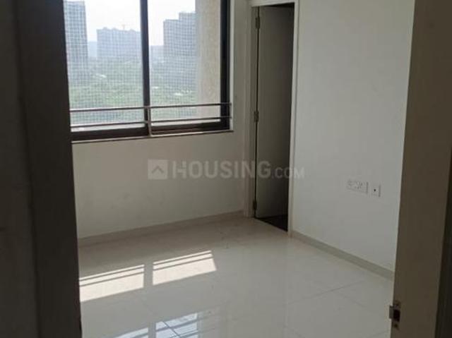 4 BHK Apartment in Shela for rent Ahmedabad. The reference number is 20295743
