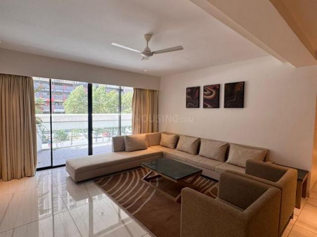 4 BHK Apartment in Shela for rent Ahmedabad. The reference number is 20399658