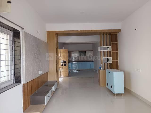 4 BHK Apartment in Shela for rent Ahmedabad. The reference number is 20626111
