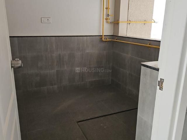 4 BHK Apartment in Shela for resale Ahmedabad. The reference number is 15838764