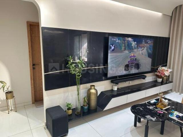4 BHK Apartment in Shela for resale Ahmedabad. The reference number is 19902183