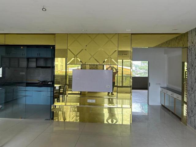4 BHK Apartment in Shela for resale Ahmedabad. The reference number is 20995163