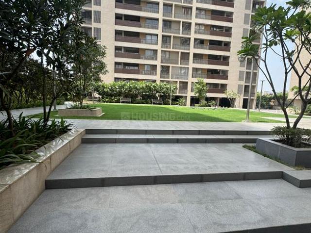 4 BHK Apartment in Shela for resale Ahmedabad. The reference number is 20178243