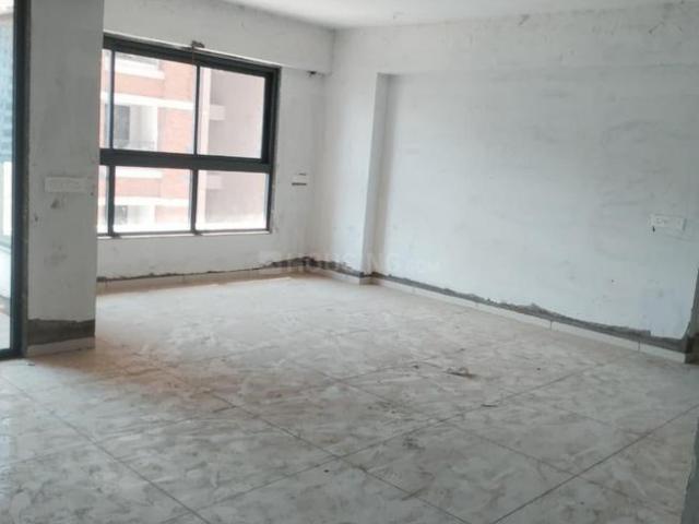 4 BHK Apartment in Shela for resale Ahmedabad. The reference number is 20224136
