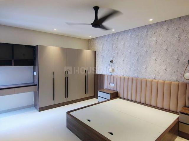 4 BHK Apartment in Shivaji Nagar for resale Nagpur. The reference number is 20542095