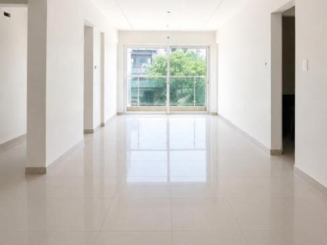 4 BHK Apartment in Shivaji Nagar for resale Pune. The reference number is 20945521