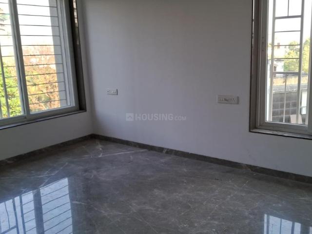 4 BHK Apartment in Shivaji Nagar for resale Pune. The reference number is 20122354