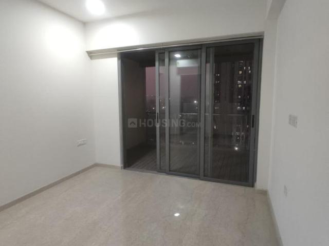 4 BHK Apartment in Sion for rent Mumbai. The reference number is 20178616