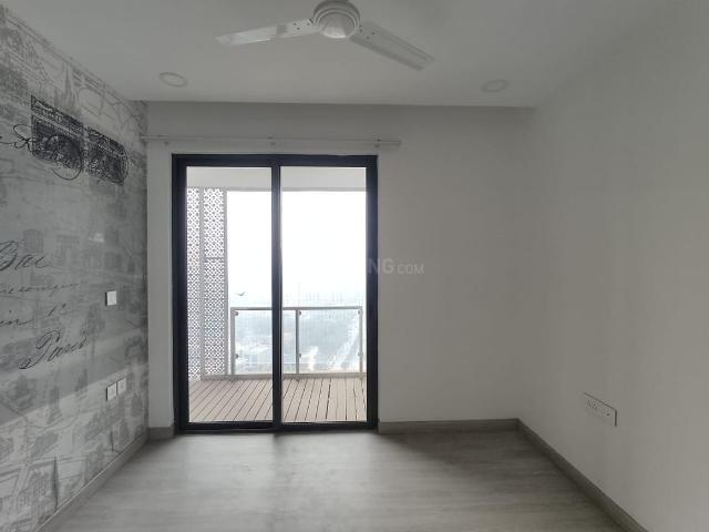 4 BHK Apartment in Sion for rent Mumbai. The reference number is 20276394