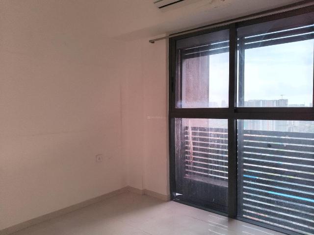 4 BHK Apartment in Sion for resale Mumbai. The reference number is 18579096