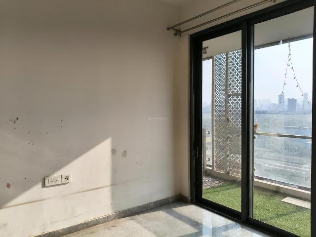 4 BHK Apartment in Sion for resale Mumbai. The reference number is 19836155