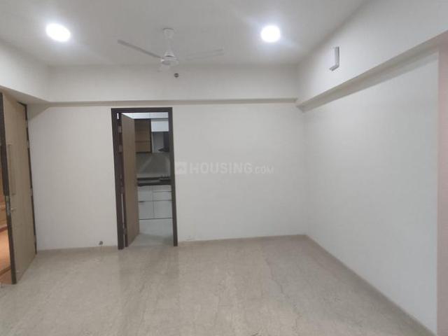 4 BHK Apartment in Sion for resale Mumbai. The reference number is 20288205