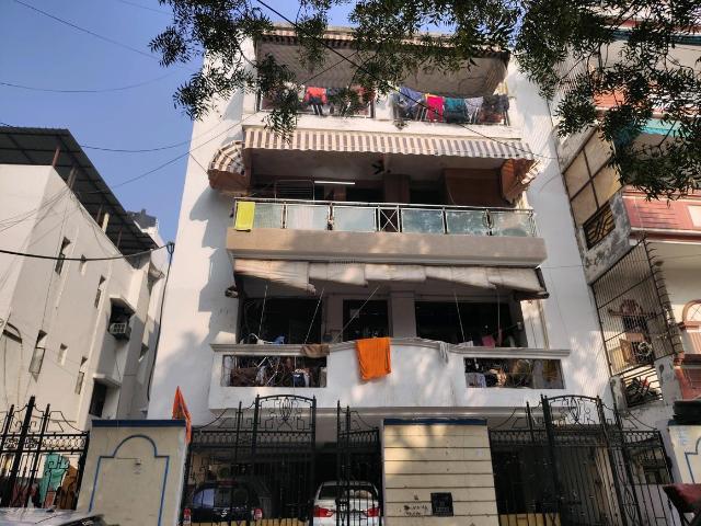 4 BHK Apartment in Surya Nagar for resale Ghaziabad. The reference number is 18534223
