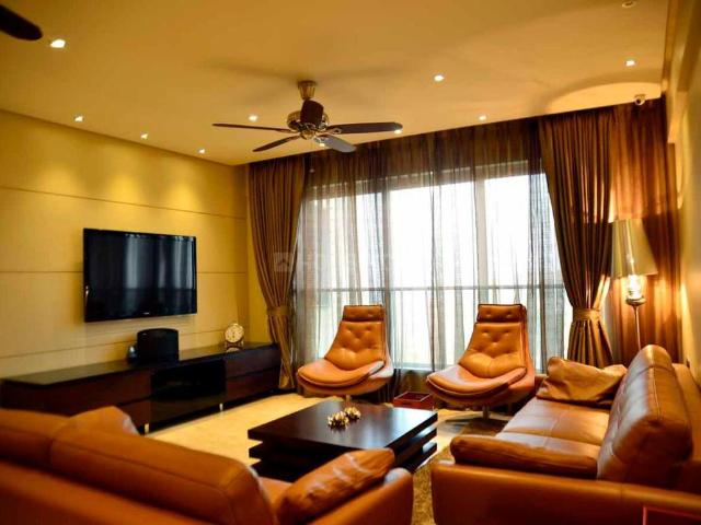 4 BHK Apartment in Powai for rent Mumbai. The reference number is 4049696
