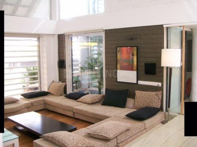 4 BHK Apartment in Powai for resale Mumbai. The reference number is 14643194