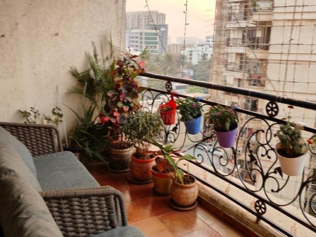 4 BHK Apartment in Powai for resale Mumbai. The reference number is 19517383