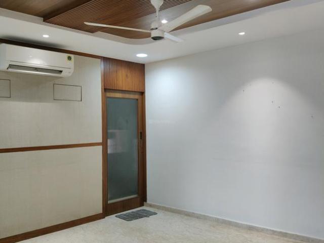 4 BHK Apartment in Powai for resale Mumbai. The reference number is 20451620