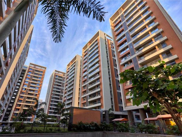 4 BHK Apartment in Pal for resale Surat. The reference number is 17616754