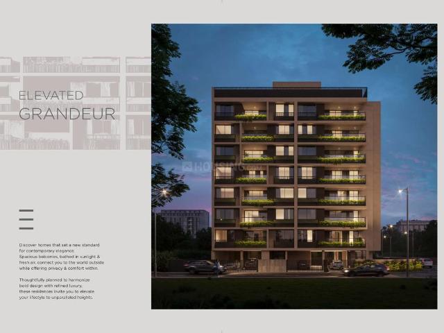 4 BHK Apartment in Paldi for resale Ahmedabad. The reference number is 20833468