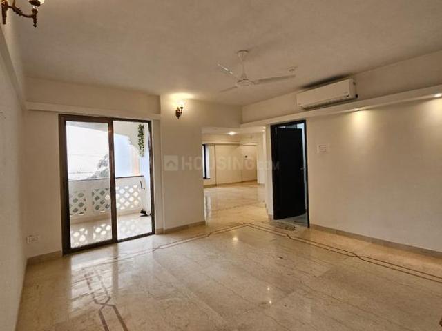 4 BHK Apartment in Pali Hill for rent Mumbai. The reference number is 19226527