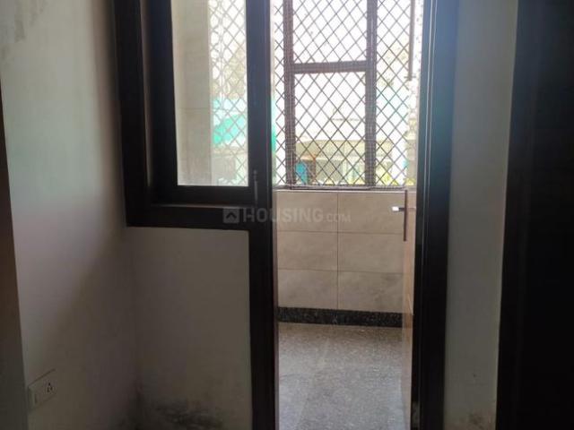 4 BHK Apartment in Paschim Vihar for resale New Delhi. The reference number is 19606269
