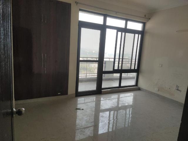 4 BHK Apartment in Phi II for rent Greater Noida. The reference number is 19530730
