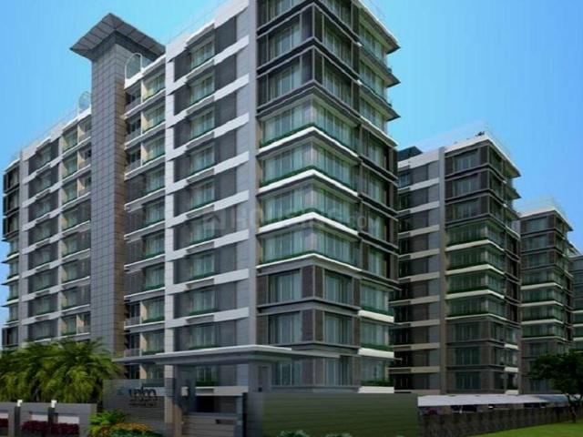 4 BHK Apartment in Piplod for resale Surat. The reference number is 19960544