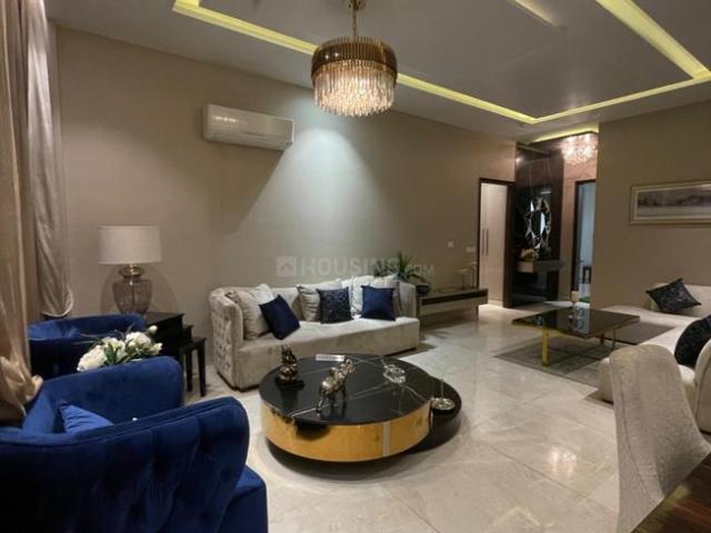 4 BHK Apartment in PR7 Airport Road for resale Zirakpur. The reference number is 20183598