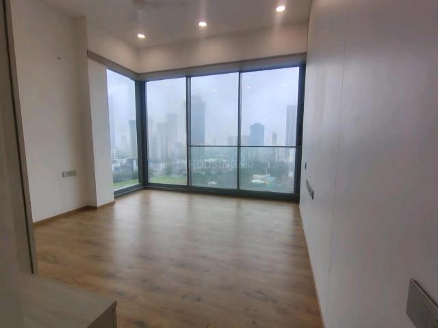 4 BHK Apartment in Prabhadevi for rent Mumbai. The reference number is 19644052