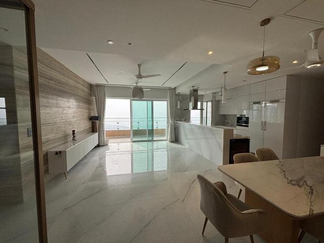 4 BHK Apartment in Prabhadevi for rent Mumbai. The reference number is 19670354