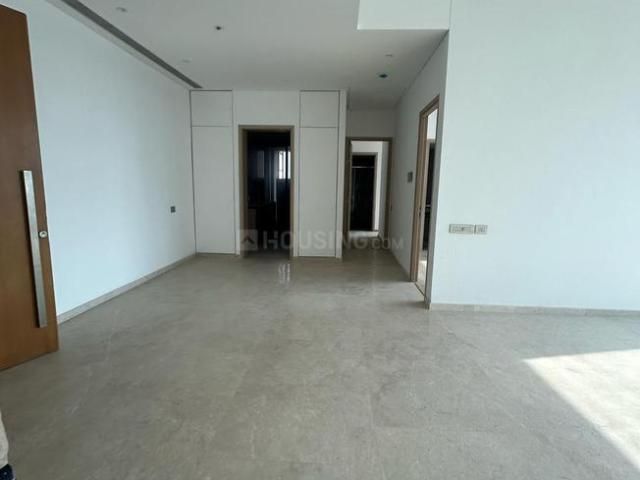 4 BHK Apartment in Prabhadevi for rent Mumbai. The reference number is 20302455