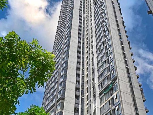 4 BHK Apartment in Prabhadevi for resale Mumbai. The reference number is 20528842