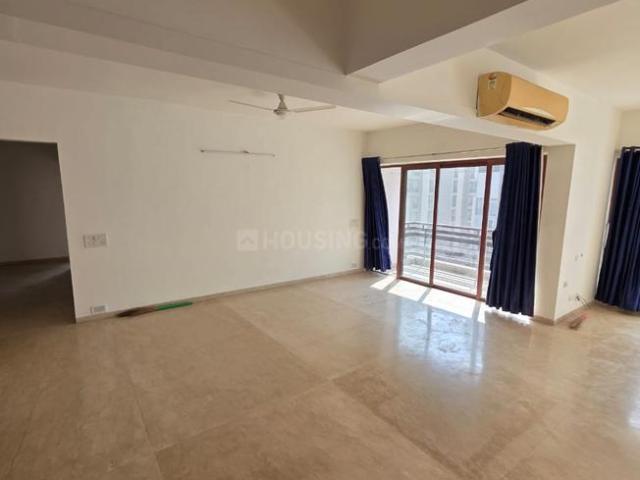4 BHK Apartment in Prahlad Nagar for rent Ahmedabad. The reference number is 20622803