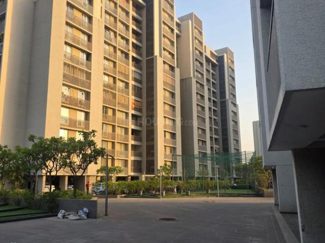 4 BHK Apartment in Prahlad Nagar for rent Ahmedabad. The reference number is 20296954