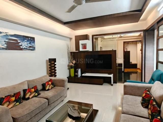 4 BHK Apartment in Prahlad Nagar for resale Ahmedabad. The reference number is 20989892