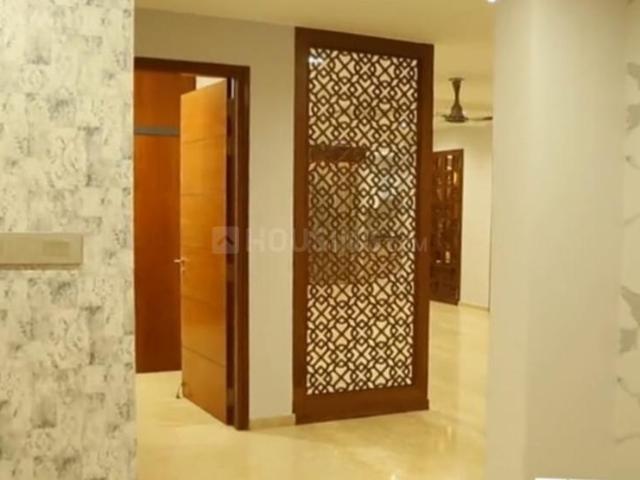 4 BHK Apartment in Rai Durg for resale Hyderabad. The reference number is 19433194