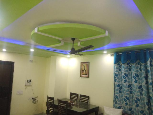 4 BHK Apartment in Raj Nagar Extension for rent Ghaziabad. The reference number is 18554251